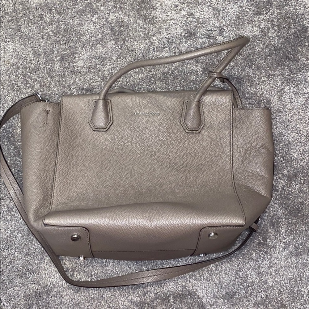 Micheal Kors tote